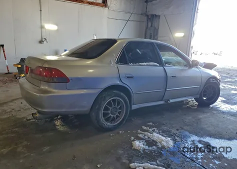 2001 Honda Accord Ex из США, поврежденный, VIN 1HGCG56671A086308
